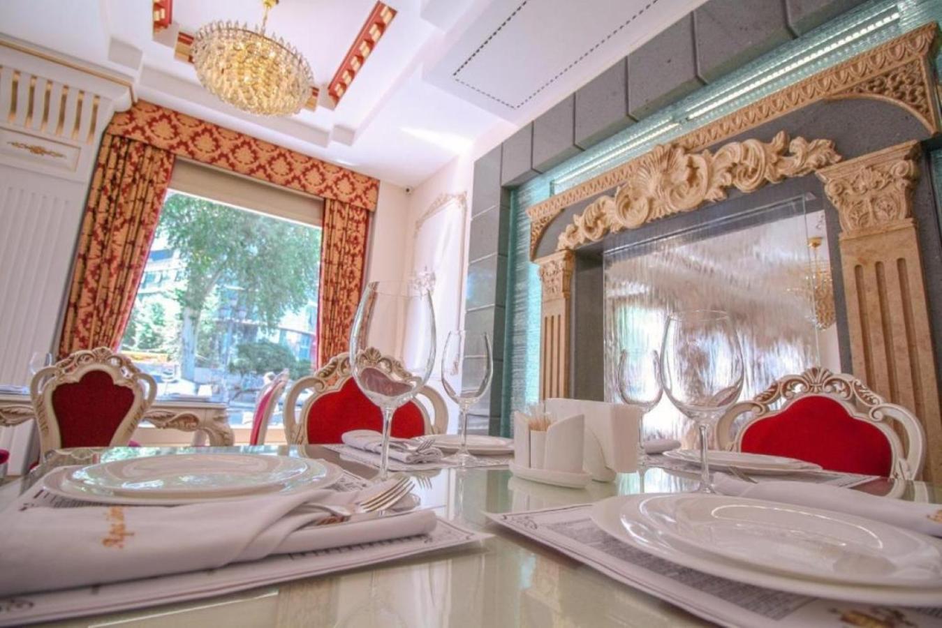 Hotel Aqua Freedom Tbiliszi Kültér fotó
